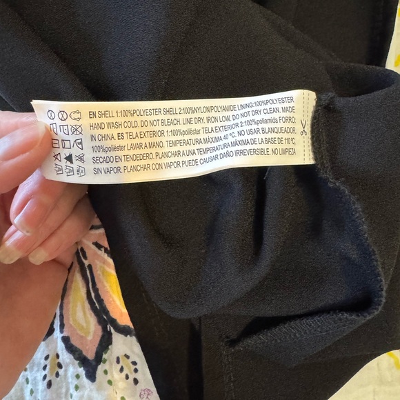 Forever 21 black and white lace dress - Picture 8 of 8